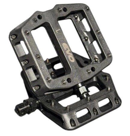 EVO Çivili Platform Pedal Rulmanlı - Siyah - 1
