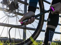 Muc-Off AirMach Karbon El Pompası - 6