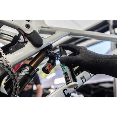 Muc-Off Silky Suspension Serum - 100ml - 2