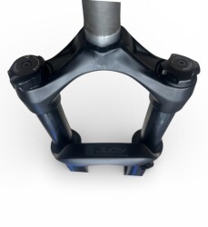 Rock Shox Judy Silver TK 29 QR 1-1/8 Amortisörlü Maşa Mat Siyah - 3