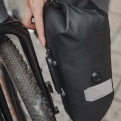 Topeak QR Fork DryBag Civata Bağlantılı Maşa Çantası 5.8L Siyah TC3703B - 3